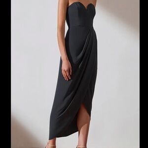 Short Cut Maxi Dress in Black